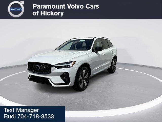 new 2025 Volvo XC60 car, priced at $61,685