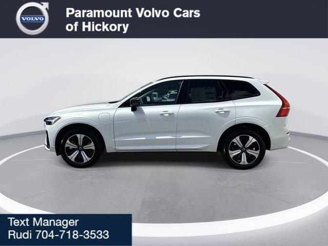 new 2025 Volvo XC60 car, priced at $61,685