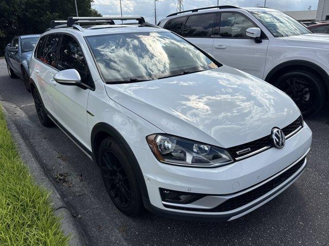 used 2017 Volkswagen Golf Alltrack car, priced at $18,900
