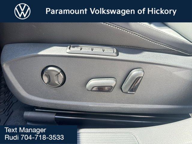 new 2025 Volkswagen Jetta car, priced at $30,808