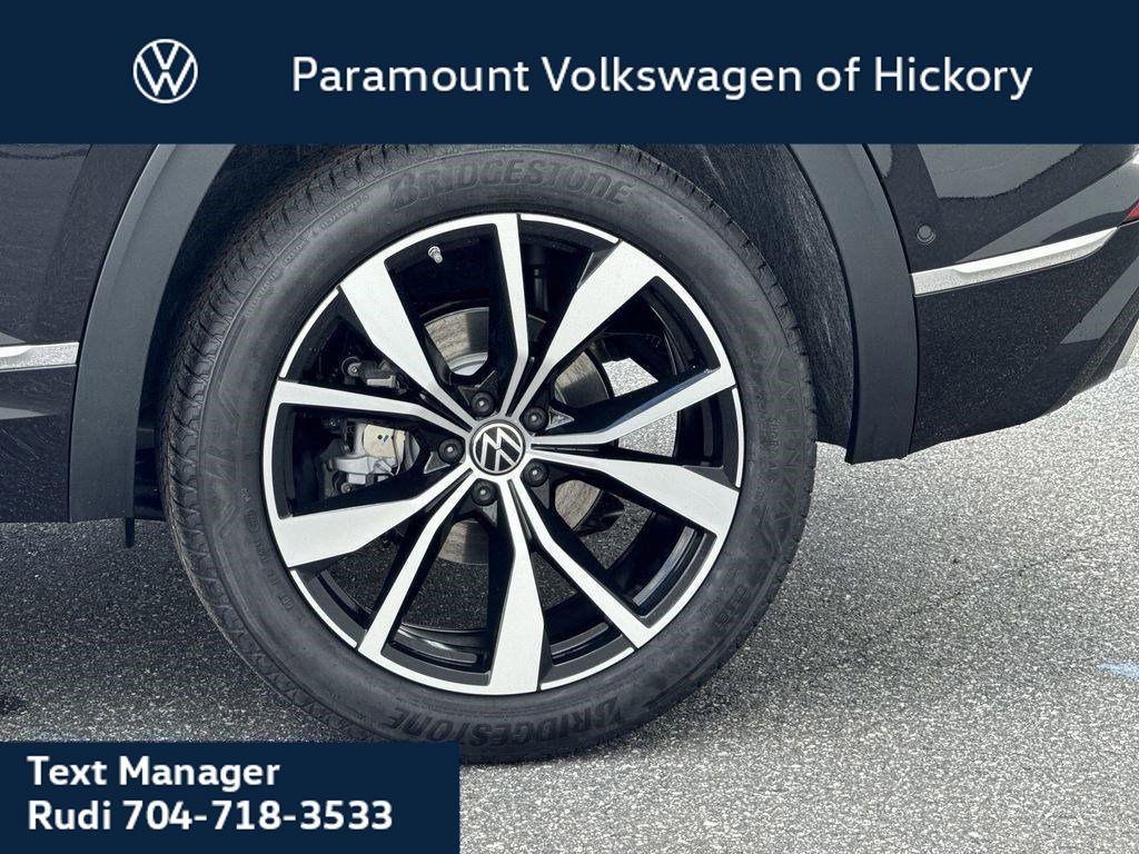 new 2025 Volkswagen Atlas Cross Sport car, priced at $52,686