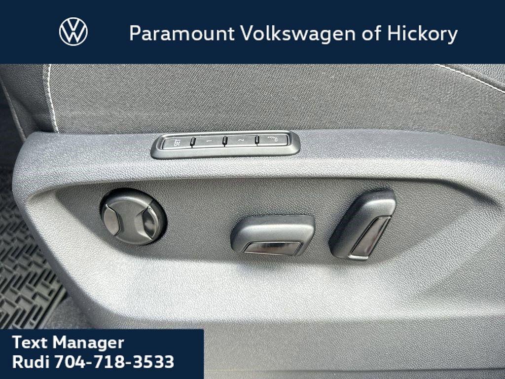 new 2025 Volkswagen Atlas Cross Sport car, priced at $52,686