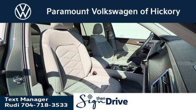 new 2026 Volkswagen Atlas car, priced at $46,543