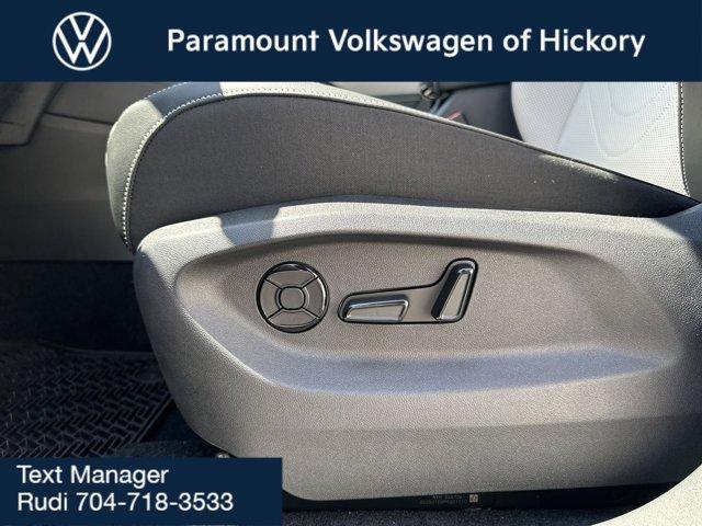 new 2025 Volkswagen Tiguan car, priced at $34,826