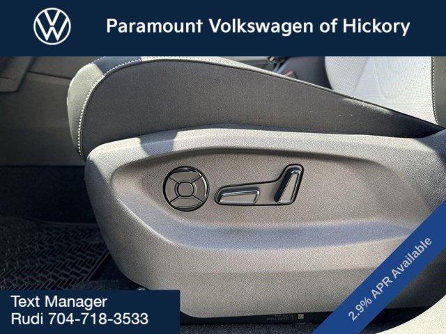 new 2025 Volkswagen Tiguan car, priced at $33,326
