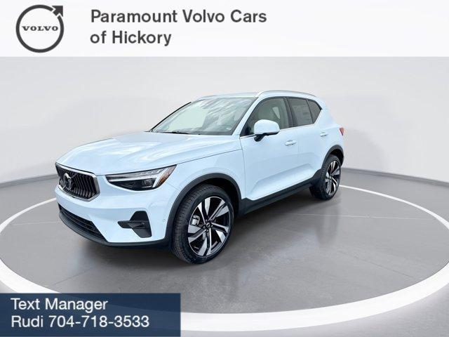 new 2025 Volvo XC40 car, priced at $51,550