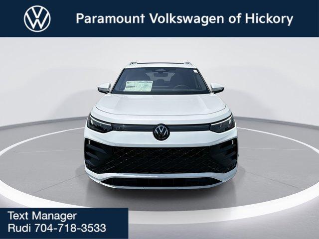 new 2025 Volkswagen Tiguan car, priced at $42,673