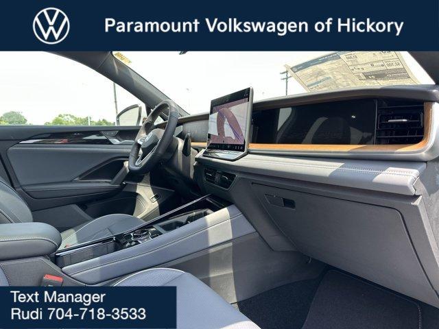 new 2025 Volkswagen Tiguan car, priced at $42,673