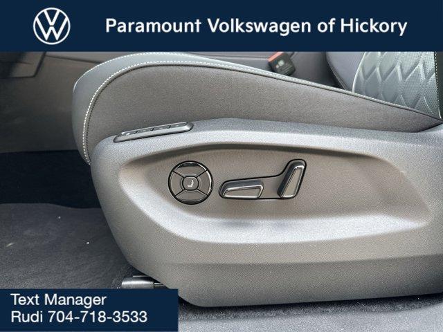 new 2025 Volkswagen Tiguan car, priced at $42,673