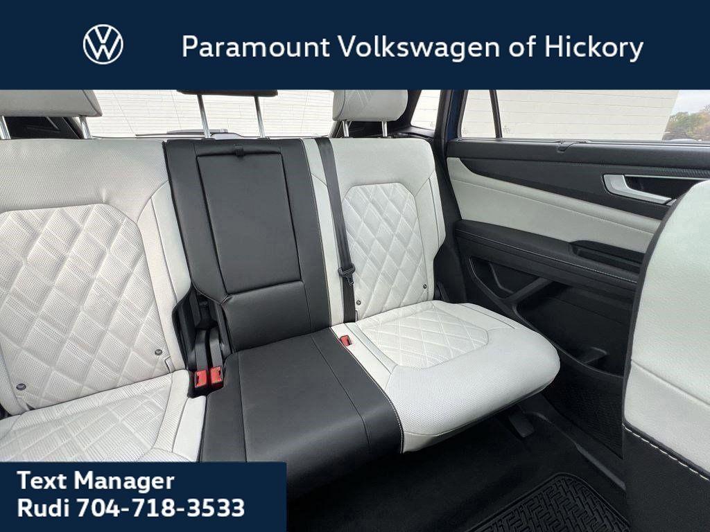 new 2025 Volkswagen Atlas Cross Sport car, priced at $52,456