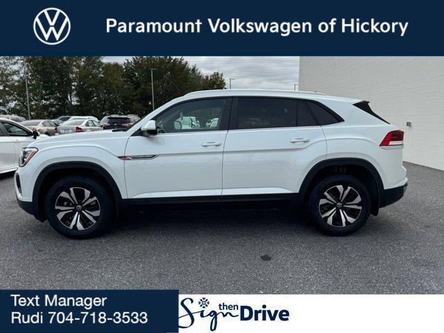 new 2026 Volkswagen Atlas Cross Sport car, priced at $40,236