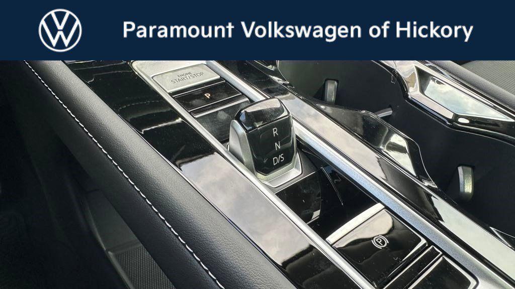 new 2025 Volkswagen Atlas car, priced at $56,486