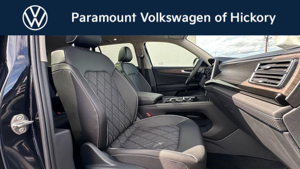 new 2025 Volkswagen Atlas car, priced at $56,486
