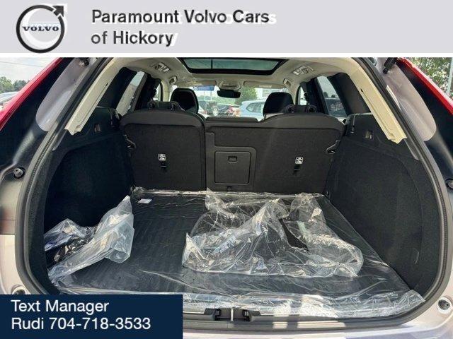 new 2026 Volvo XC60 car, priced at $54,985