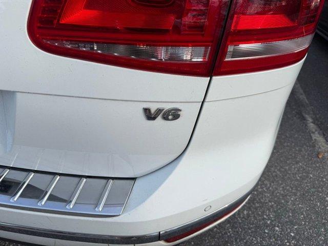 used 2016 Volkswagen Touareg car, priced at $13,900