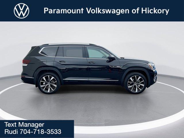 new 2025 Volkswagen Atlas car, priced at $56,196