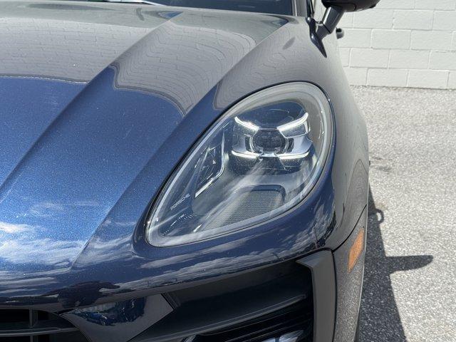 used 2021 Porsche Macan car