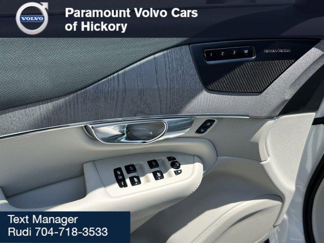 new 2025 Volvo XC90 car, priced at $78,065