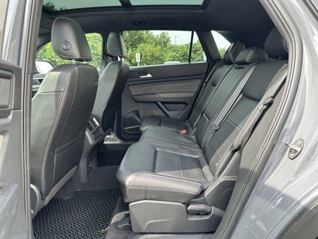 used 2022 Volkswagen Atlas Cross Sport car, priced at $33,900
