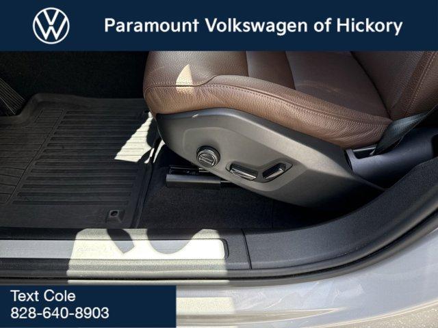 used 2024 Volvo XC60 Recharge Plug-In Hybrid car, priced at $51,900