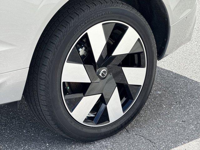 used 2024 Volvo XC60 Recharge Plug-In Hybrid car, priced at $51,900