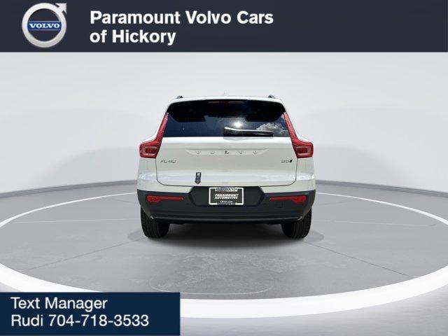 new 2025 Volvo XC40 car, priced at $56,065