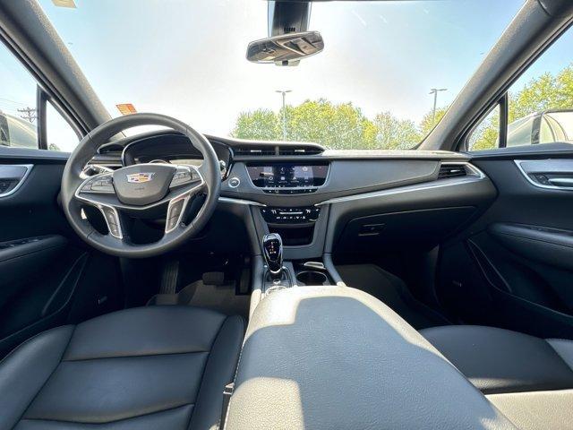 used 2024 Cadillac XT5 car, priced at $39,900
