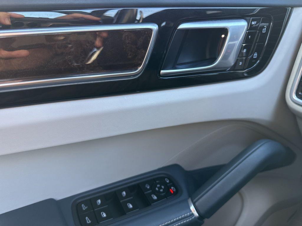 used 2019 Porsche Cayenne car, priced at $29,988