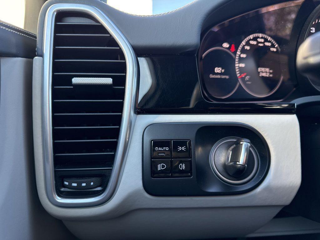 used 2019 Porsche Cayenne car, priced at $29,988