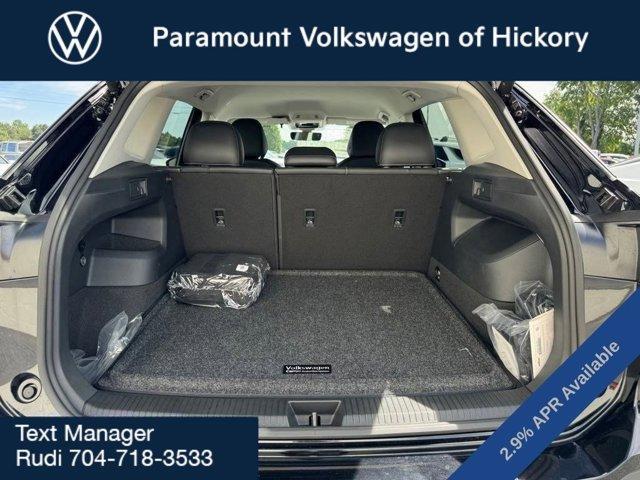 new 2025 Volkswagen Tiguan car, priced at $33,326