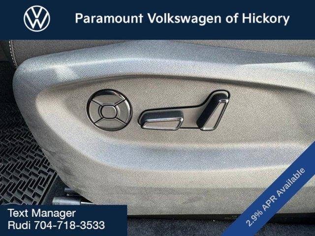 new 2025 Volkswagen Tiguan car, priced at $33,326