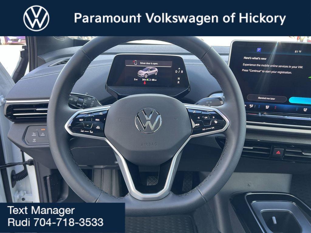 new 2025 Volkswagen ID.4 car, priced at $52,816