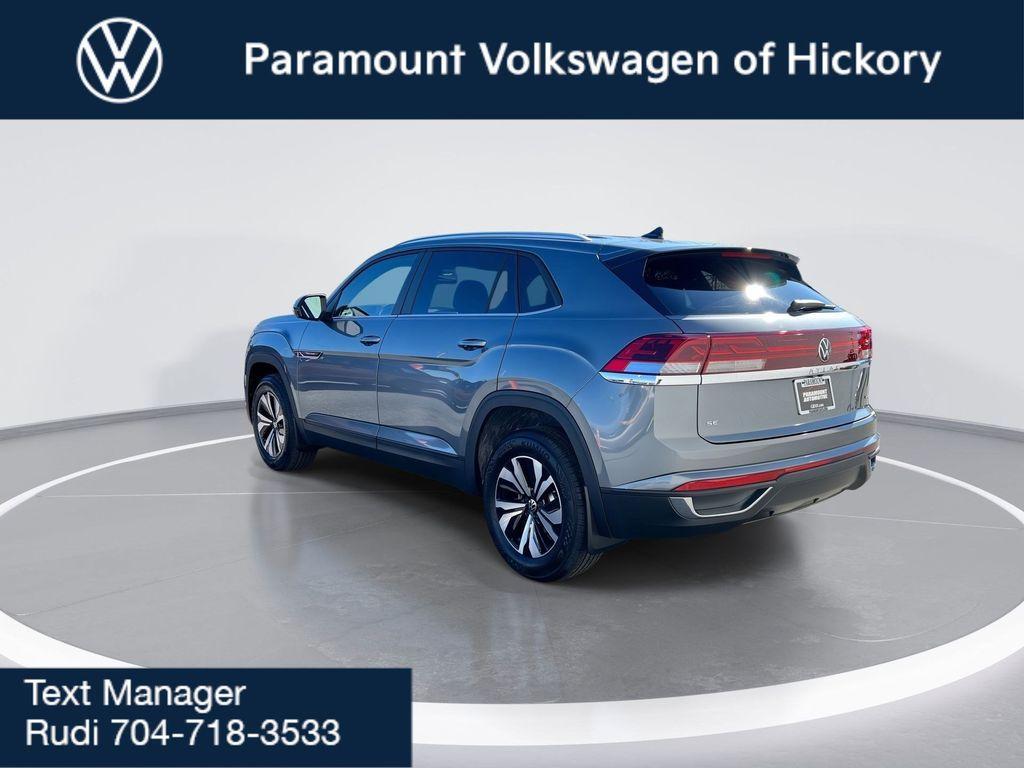 new 2025 Volkswagen Atlas Cross Sport car, priced at $39,111
