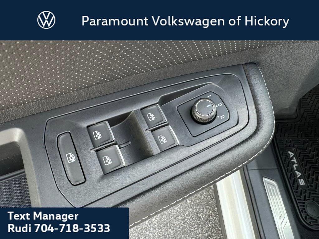 new 2026 Volkswagen Atlas car, priced at $49,099