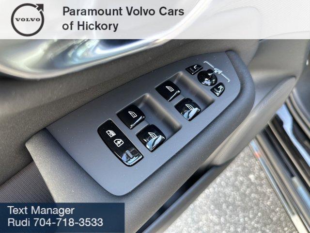 new 2025 Volvo XC90 car, priced at $61,635