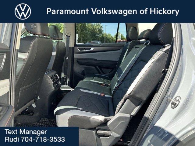 new 2025 Volkswagen Atlas car, priced at $46,601
