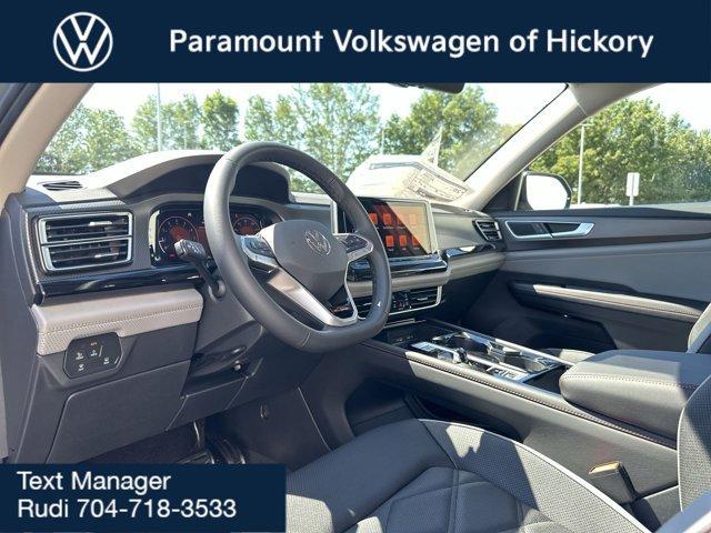 new 2025 Volkswagen Atlas car, priced at $50,101