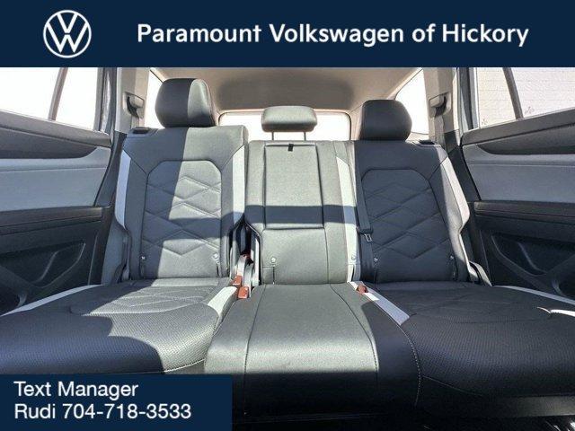 new 2025 Volkswagen Atlas car, priced at $46,601