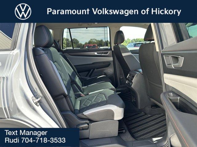 new 2025 Volkswagen Atlas car, priced at $50,101