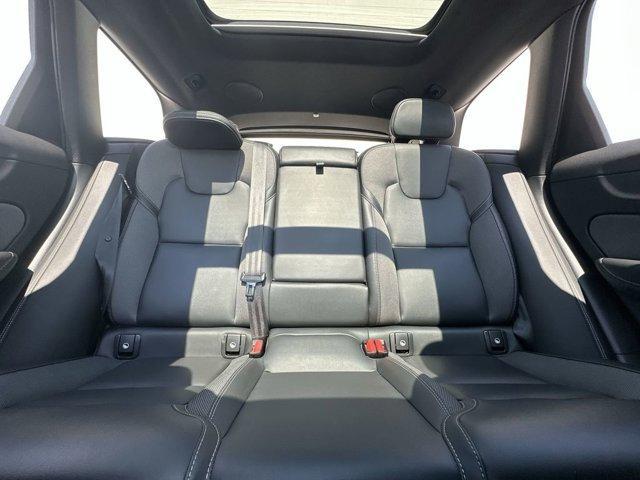 used 2022 Volvo XC60 car, priced at $32,955