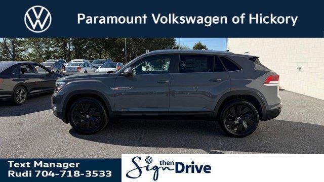 new 2026 Volkswagen Atlas Cross Sport car, priced at $46,301