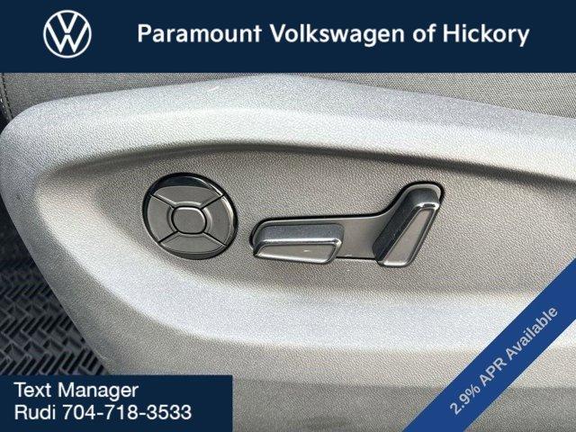 new 2025 Volkswagen Tiguan car, priced at $36,026