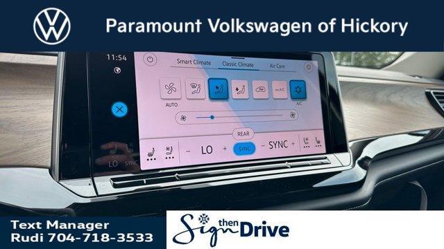 new 2026 Volkswagen Atlas car, priced at $42,234