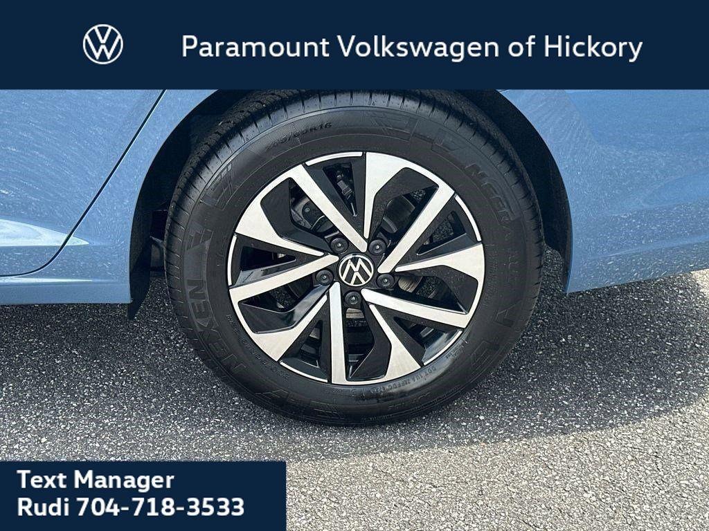 new 2025 Volkswagen Jetta car, priced at $23,625