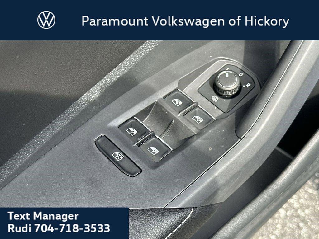 new 2025 Volkswagen Jetta car, priced at $23,625