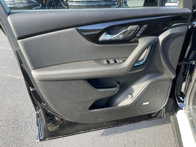 new 2025 Chevrolet Blazer car, priced at $49,315