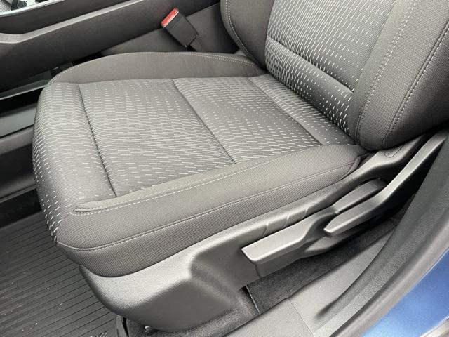 new 2026 Chevrolet Equinox car, priced at $33,260