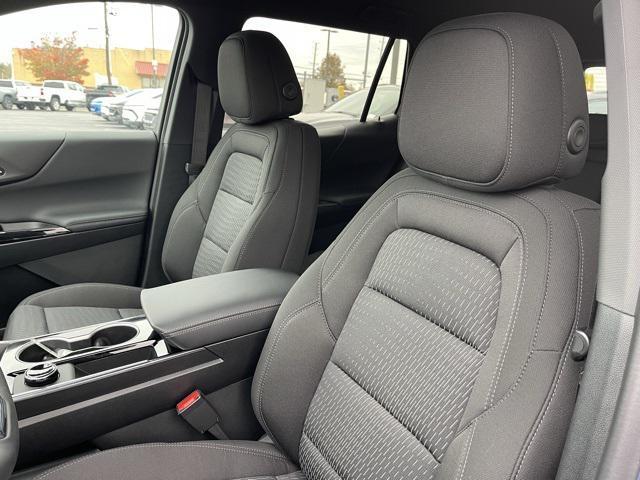 new 2026 Chevrolet Equinox car, priced at $33,260