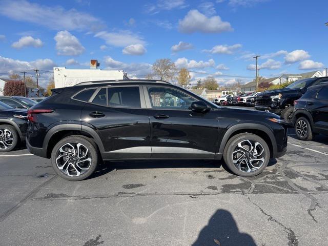 new 2025 Chevrolet Trax car, priced at $25,885