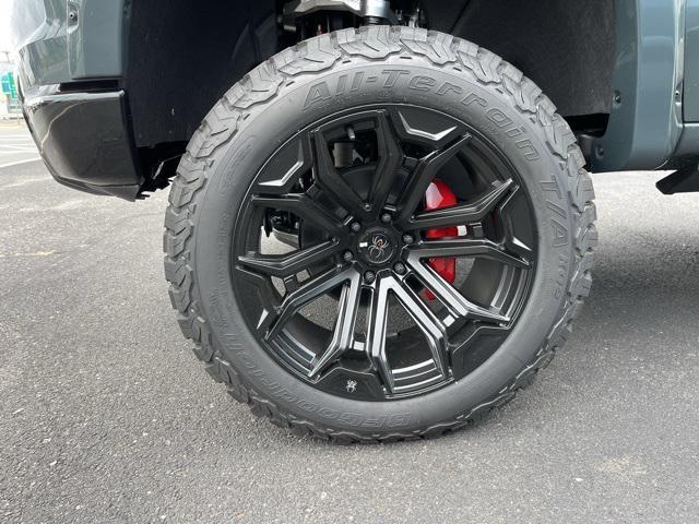 new 2025 Chevrolet Silverado 1500 car, priced at $79,900